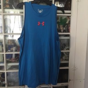 Blue tank top, great condition!